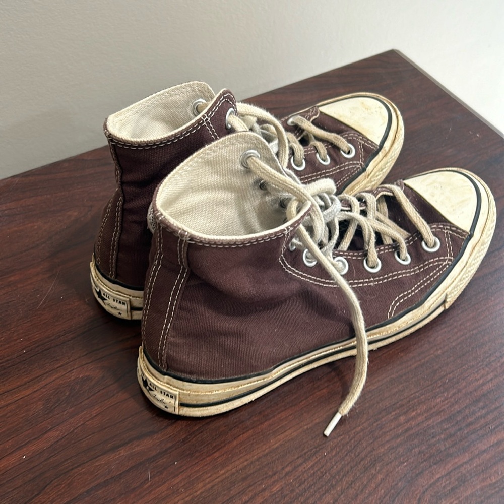 Brown size 7 converse